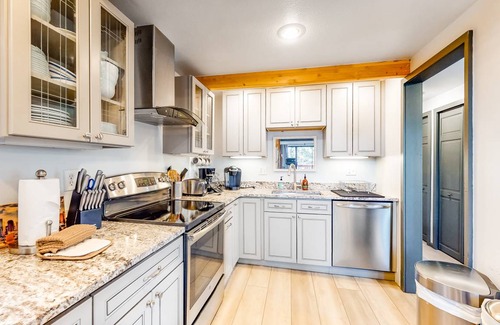 Baldy Mountain House | 122 m² Maisonette ∙ 3 bedrooms ∙ 8 guests