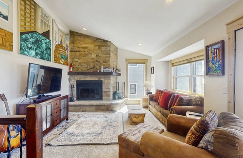 Fraser House | 124 m² House ∙ 3 bedrooms ∙ 9 guests