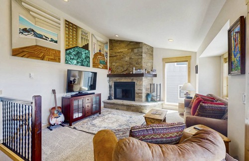 Fraser House | 124 m² House ∙ 3 bedrooms ∙ 9 guests