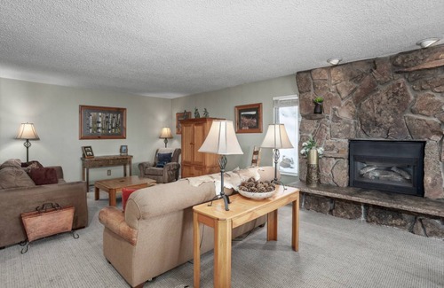 Steamboat Springs Condo | 125 m² Condo ∙ 3 bedrooms ∙ 9 guests