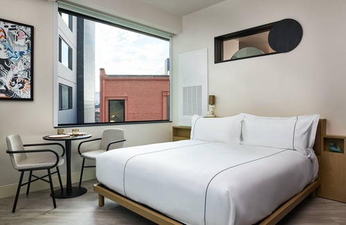 Cole Hotel | 125 m² Hotel ∙ 1 bedroom ∙ 2 guests