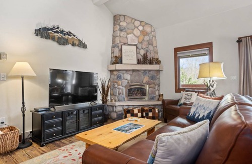 Steamboat Springs Condo | 128 m² Condo ∙ 3 bedrooms ∙ 6 guests