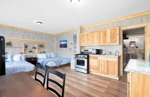 Leadville Apartment | 12Private Room with Kitchen Dog Friendly Leadville