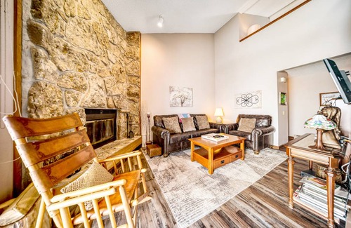 Silvercreek Condo | 130 m² Condo ∙ 2 bedrooms ∙ 6 guests