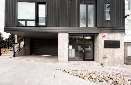 Jefferson Park House | 130 m² House ∙ 2 bedrooms ∙ 4 guests