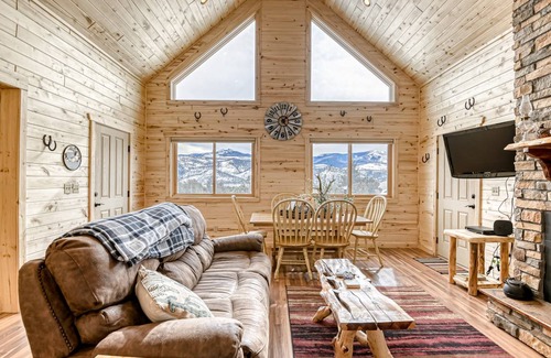 Alpine Village House | 137 m² House ∙ 3 bedrooms ∙ 7 guests