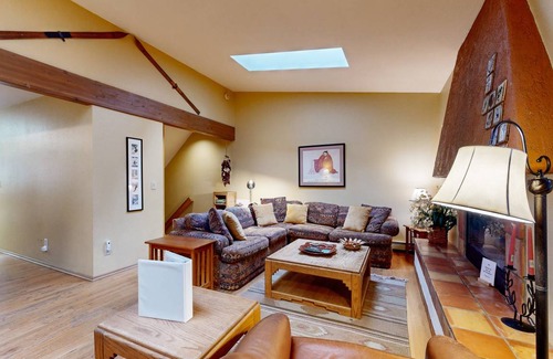 Intermountain House | 137 m² House ∙ 3 bedrooms ∙ 7 guests