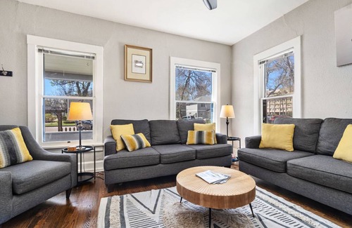 University North House | 138 m² House ∙ 4 bedrooms ∙ 9 guests