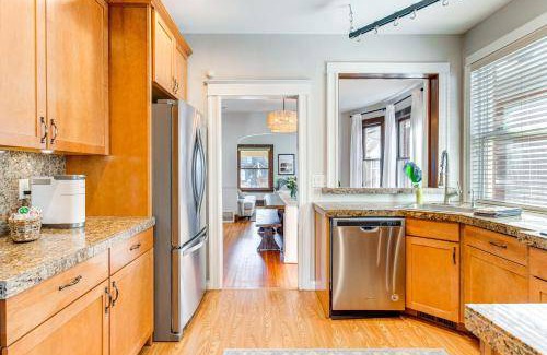 Washington Park West House | 139 m² House ∙ 2 bedrooms ∙ 6 guests