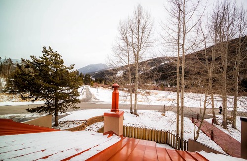 Lakeside Village Apartment | 141 m² Apartment ∙ 2 bedrooms ∙ 8 guests