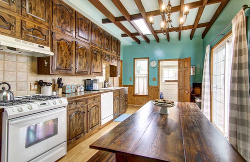 Monument House | 141 m² House ∙ 3 bedrooms ∙ 6 guests