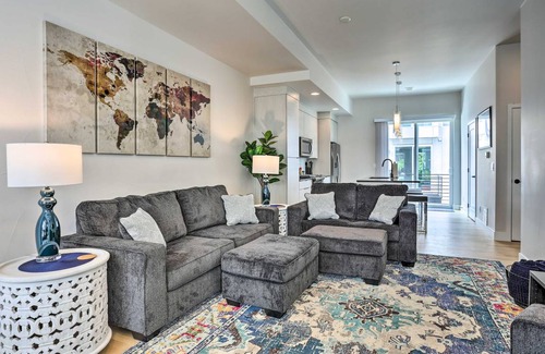 Sloan Lake Apartment | 142 m² Apartment ∙ 3 bedrooms ∙ 8 guests