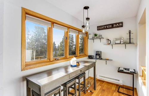Baldy Mountain House | 143 m² House ∙ 2 bedrooms ∙ 6 guests