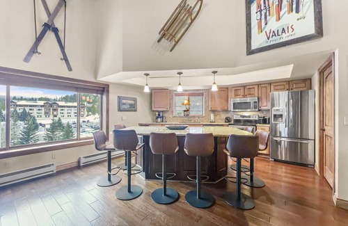 Copper Mountain Village Condo | 149 m² Condo ∙ 3 bedrooms ∙ 10 guests