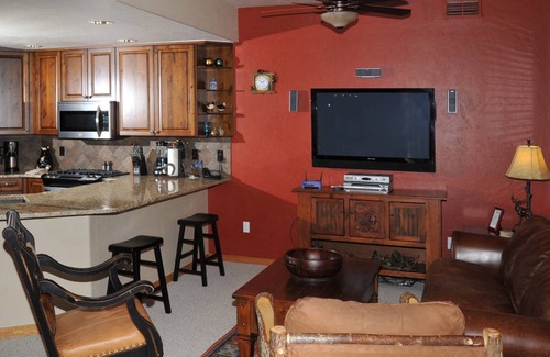 Avon Condo | 149 m² Condo ∙ 3 bedrooms ∙ 8 guests