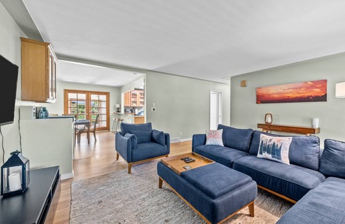 Bel Aire House | 156 m² House ∙ 2 bedrooms ∙ 4 guests