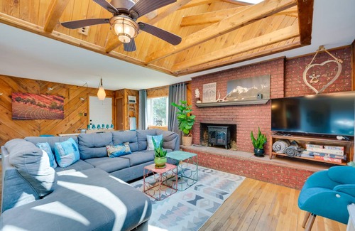 Coal Creek House | 157 m² House ∙ 3 bedrooms ∙ 8 guests