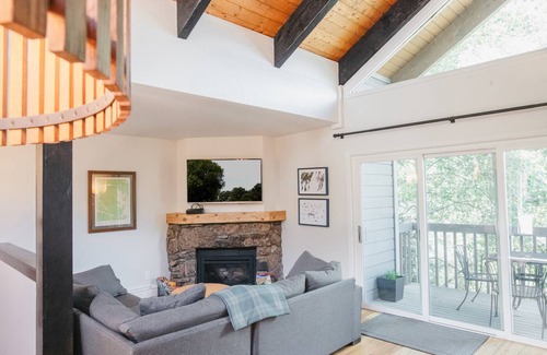 Intermountain Apartment | 158 m² Apartment ∙ 3 bedrooms ∙ 8 guests