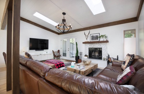Intermountain House | 158 m² House ∙ 3 bedrooms ∙ 8 guests