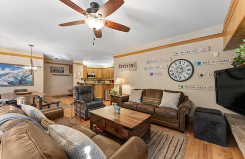 Mountain House Apartment | 160 m² Apartment ∙ 3 bedrooms ∙ 9 guests