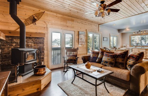 Alma Cabin | 160 m² Cabin ∙ 2 bedrooms ∙ 5 guests