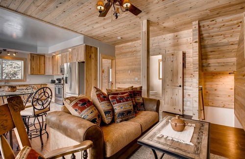 Alma Cabin | 160 m² Cabin ∙ 2 bedrooms ∙ 5 guests