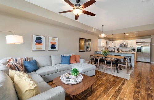 Old Town North House | 161 m² House ∙ 2 bedrooms ∙ 8 guests