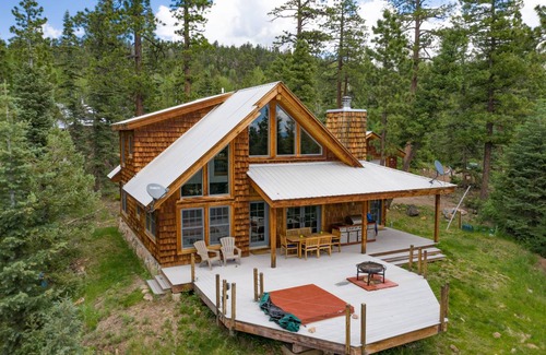 Columbine Lake House | 167 m² House ∙ 3 bedrooms ∙ 10 guests