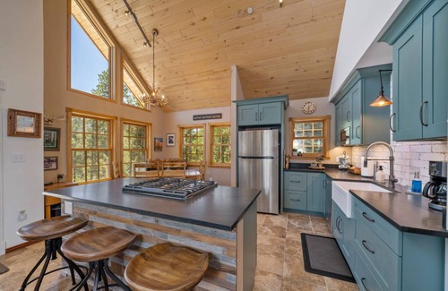 Columbine Lake House | 167 m² House ∙ 3 bedrooms ∙ 10 guests