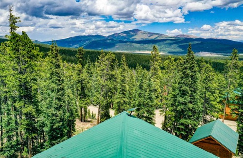 Valley of the Sun Cabin | 172 m² Cabin ∙ 3 bedrooms ∙ 8 guests
