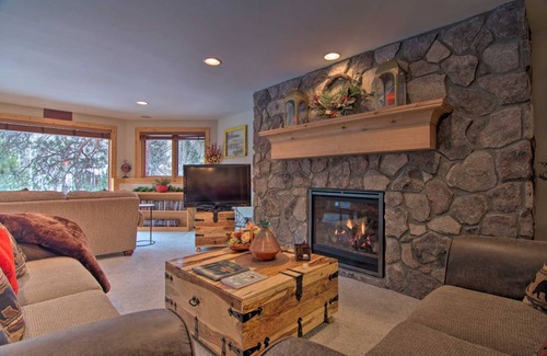 Estes Park Apartment | 173 m² Apartment ∙ 3 bedrooms ∙ 8 guests