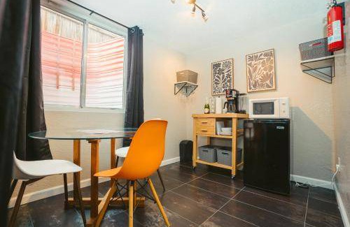 Denver Bed & Breakfast | 173 m² Bed and breakfast ∙ 2 guests