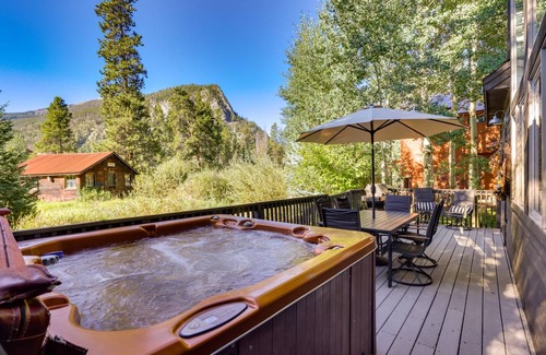 The Village House | 176 m² House ∙ 3 bedrooms ∙ 8 guests