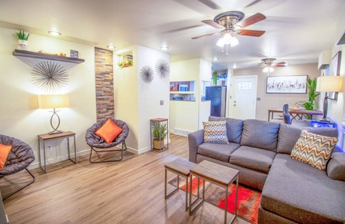 Whittier House | 177 m² House ∙ 3 bedrooms ∙ 6 guests