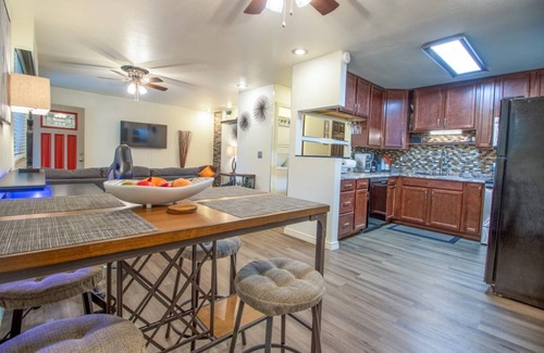 Whittier House | 177 m² House ∙ 3 bedrooms ∙ 6 guests