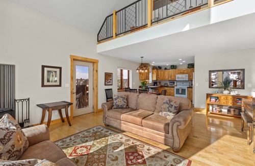Elk Meadows House | 177 m² House ∙ 3 bedrooms ∙ 6 guests