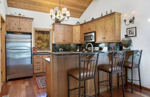Avon House | 177 m² House ∙ 3 bedrooms ∙ 8 guests