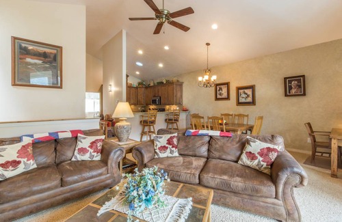 Ouray House | 177 m² House ∙ 4 bedrooms ∙ 8 guests