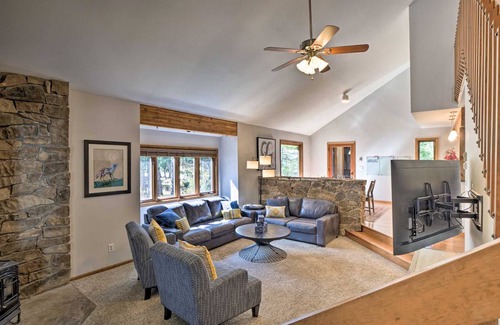 Blue River House | 178 m² House ∙ 3 bedrooms ∙ 8 guests