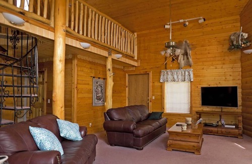 Alpine Village House | 179 m² House ∙ 2 bedrooms ∙ 8 guests