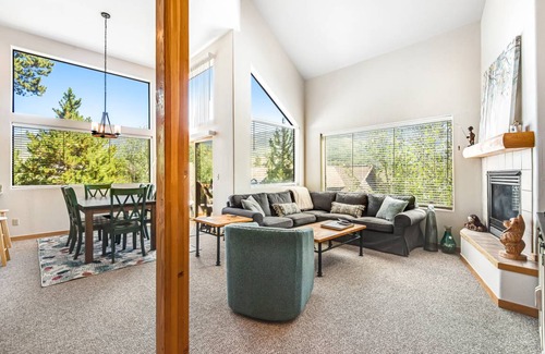 Three Peaks House | 179 m² House ∙ 3 bedrooms ∙ 8 guests