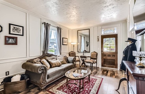 Cripple Creek House | 179 m² House ∙ 4 bedrooms ∙ 8 guests