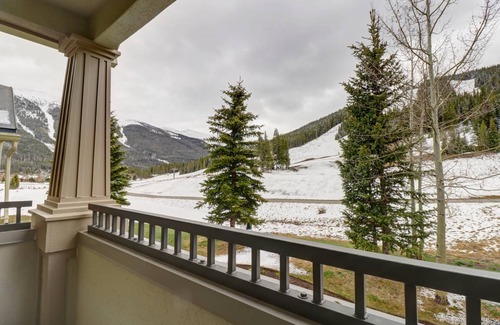 East Village at Copper House | 182 m² House ∙ 4 bedrooms ∙ 11 guests