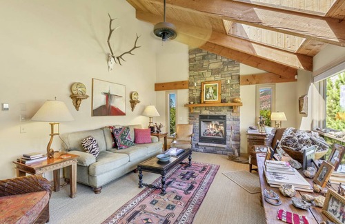 Idlewild Estates House | 183 m² House ∙ 3 bedrooms ∙ 8 guests