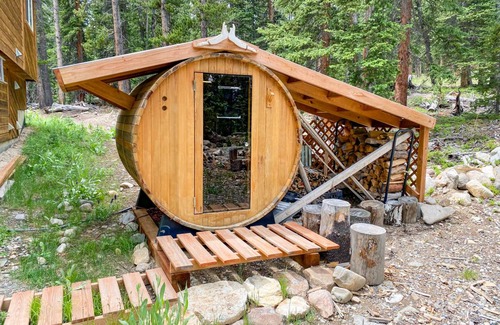 Valley of the Sun Cabin | 186 m² Cabin ∙ 3 bedrooms ∙ 8 guests