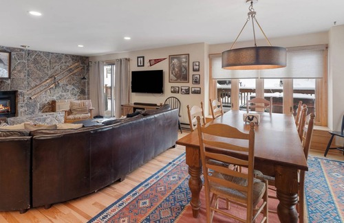 Steamboat Springs Condo | 186 m² Condo ∙ 4 bedrooms ∙ 10 guests