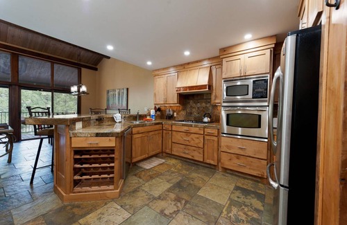 Purgatory Condo | 186 m² Condo ∙ 3 bedrooms ∙ 8 guests