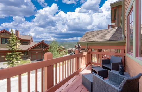 Bear Crossing House | 186 m² House ∙ 3 bedrooms ∙ 10 guests
