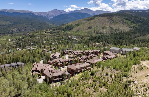 Bear Crossing House | 186 m² House ∙ 3 bedrooms ∙ 10 guests