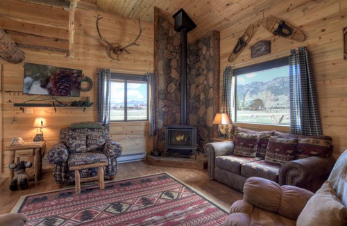 Creede House | 186 m² House ∙ 4 bedrooms ∙ 9 guests